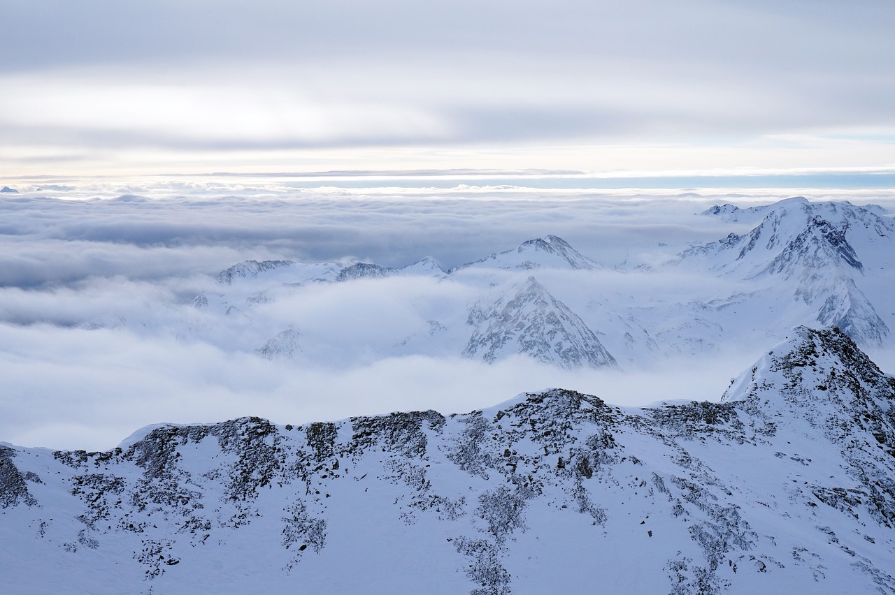 A Guide to the Best Ski Resorts in the Alps